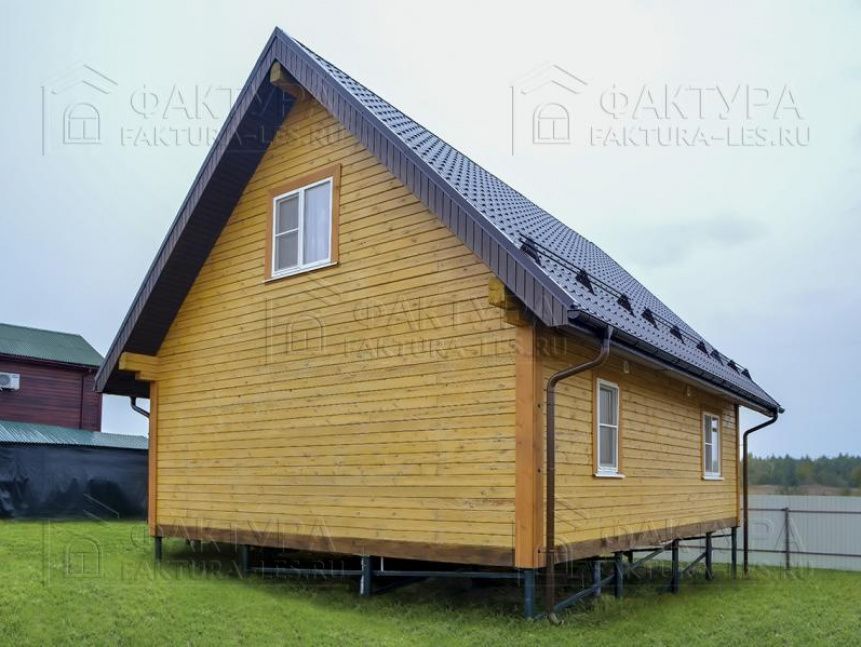 Дом из бруса по проекту Емеля - вид сзади