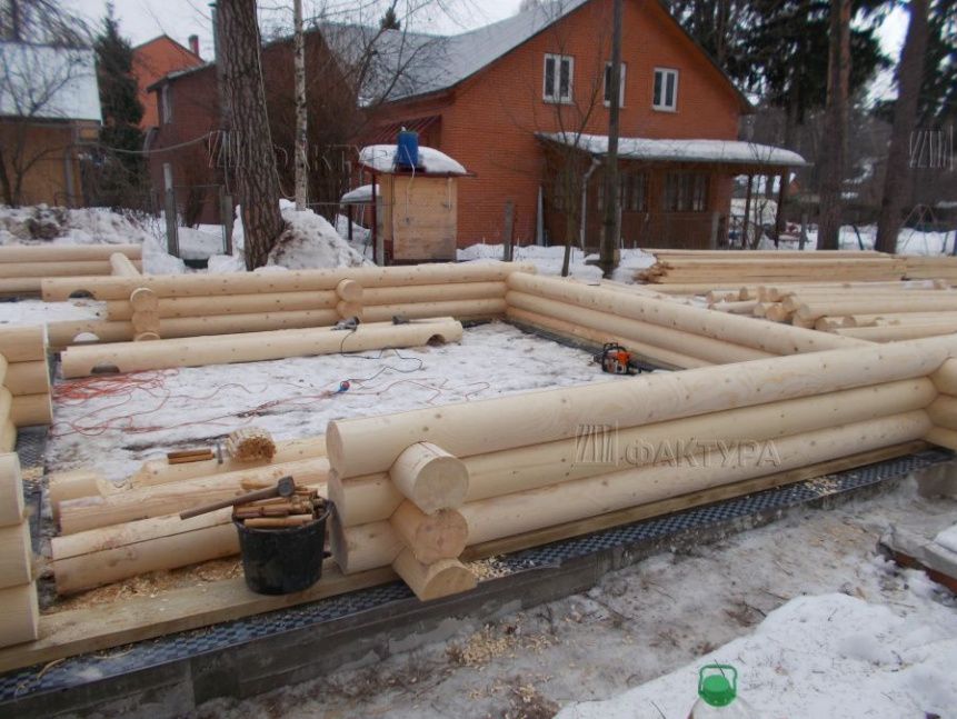 Дом из бревна Крутец в Московской обл. - №1