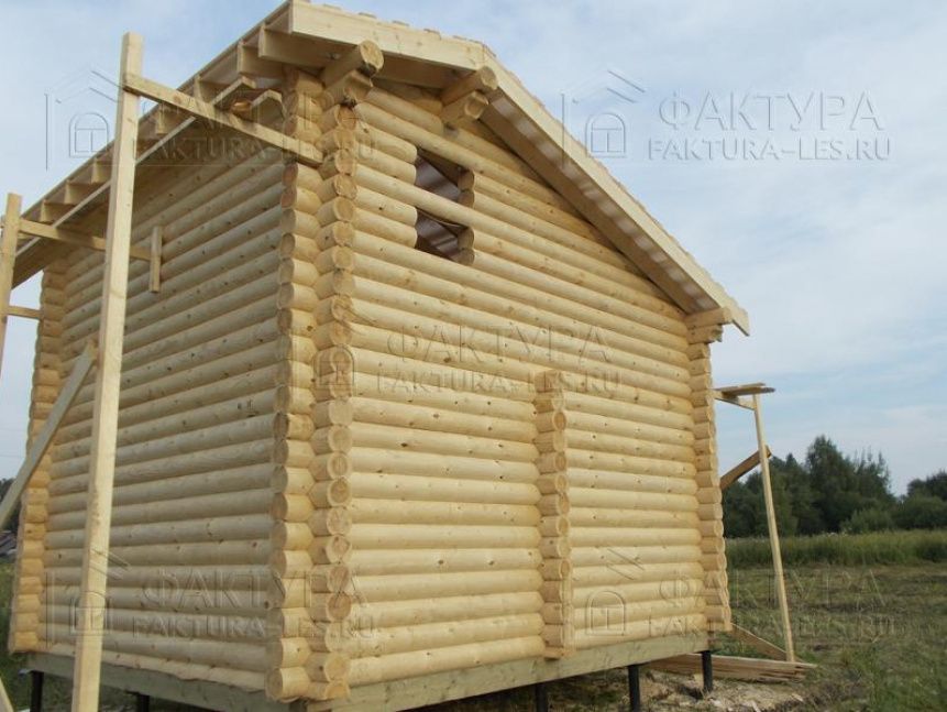 Дом из бревна по проекту Б-20 - вид сзади