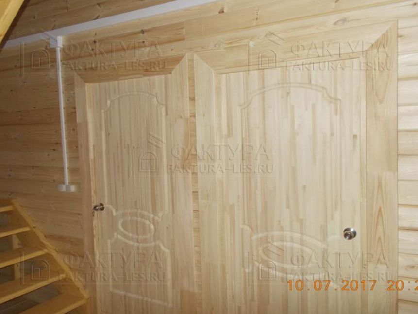 Двери в деревянном доме - проект Емеля в Московской обл.