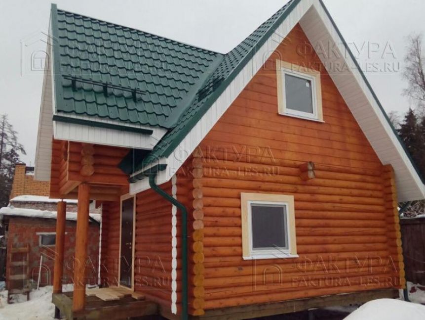 Дом из бревна в г. Лобня - вид снаружи