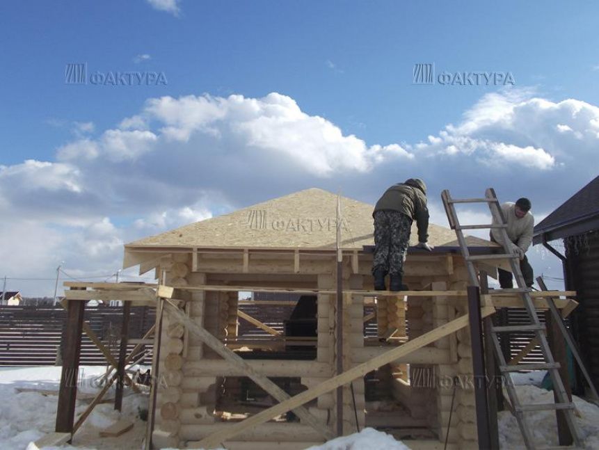 Возведение беседки из бревна - заключительный этап