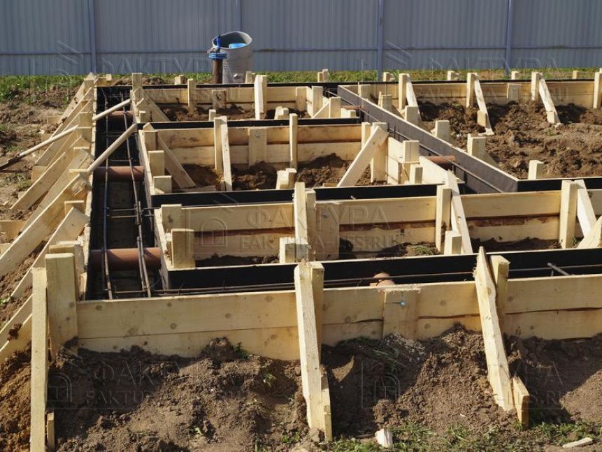 Возведение фундамента бани - проект Б-29 в Московской обл.