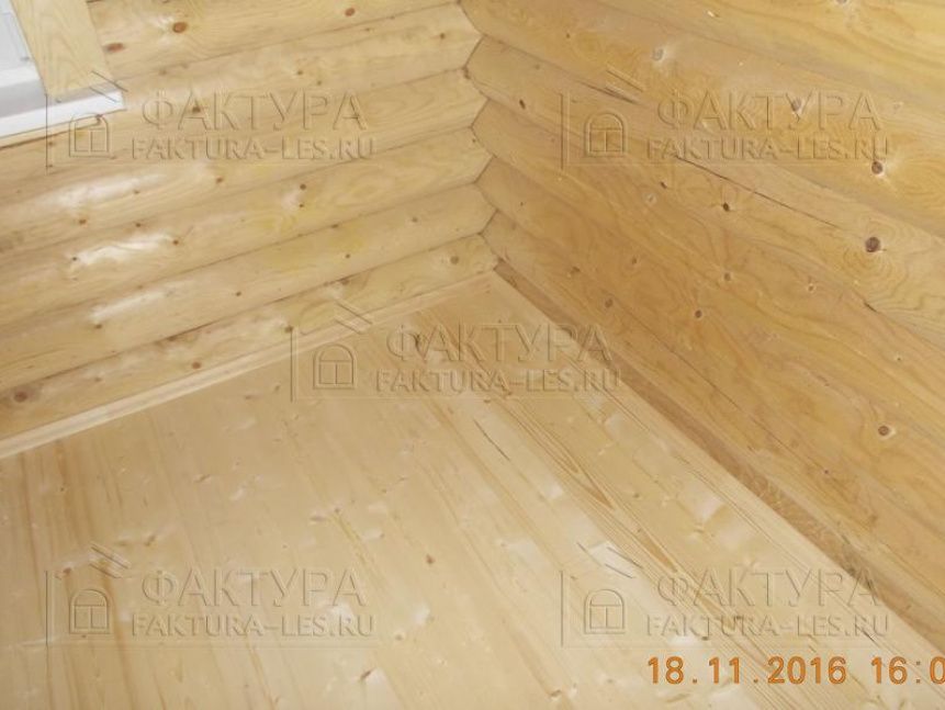 Монтаж деревянного пола - дом из бревна в г. Лобня