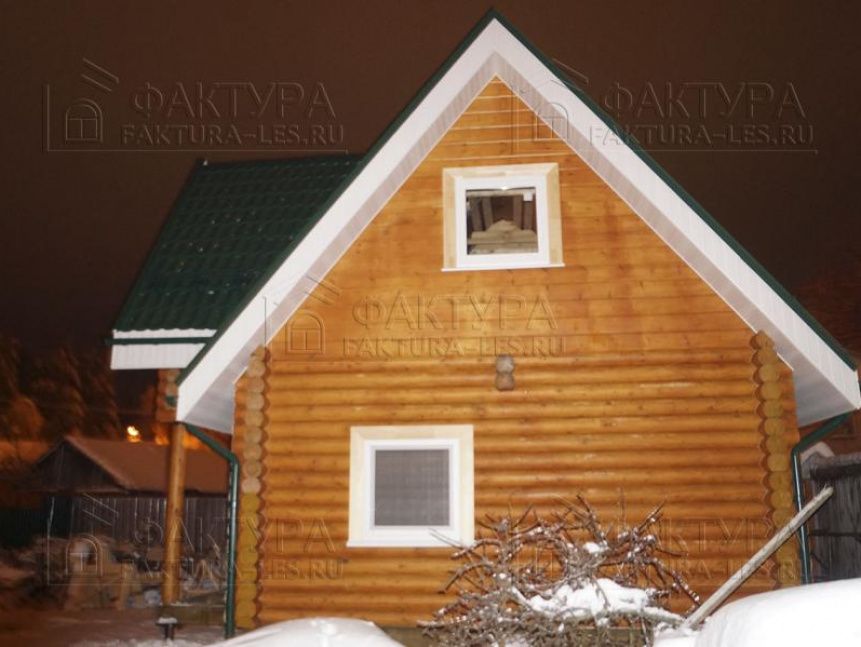 Бревенчатый дом в г. Лобня - вид снаружи