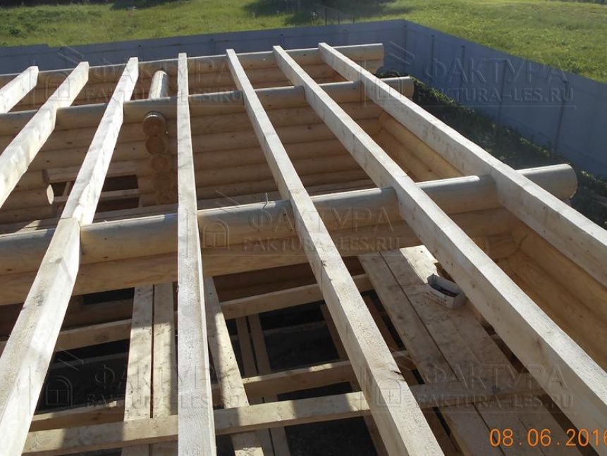 Деревянная опора - проект из бревна Б-29 в Московской обл.