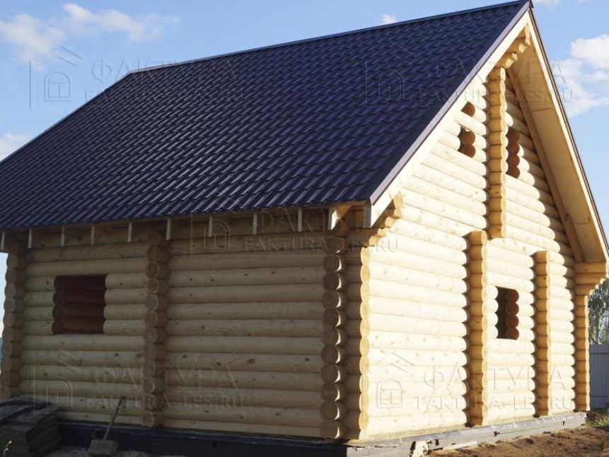 Баня из бревна с двускатной крышей - проект Б-29 в Московской обл.