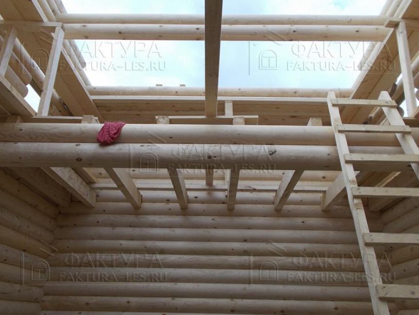 Бревенчатый сруб изнутри - проект Б-20 в Ярославской обл.